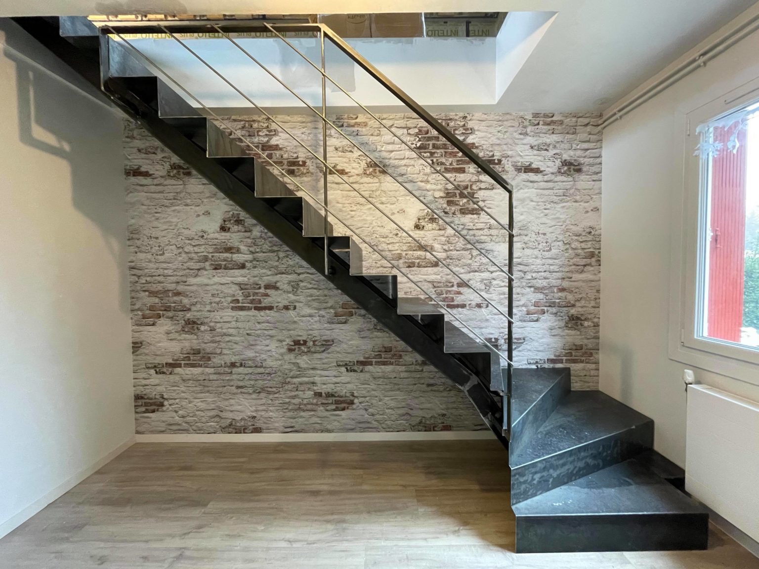 Entretenir un escalier métallique fer et tendance artisan ferronnier toulouse