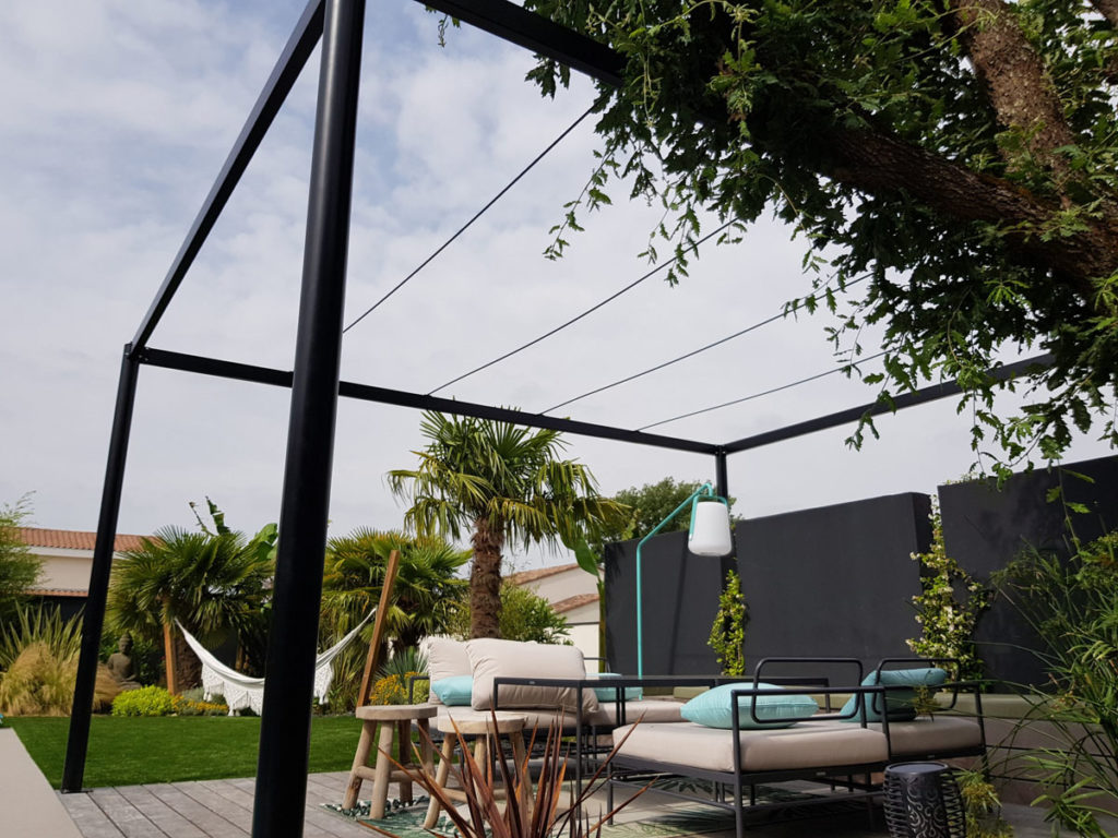 fer-et-tendance-ferronnerie-sur-mesur-pergola-acier-vegetal-toulouse-scaled