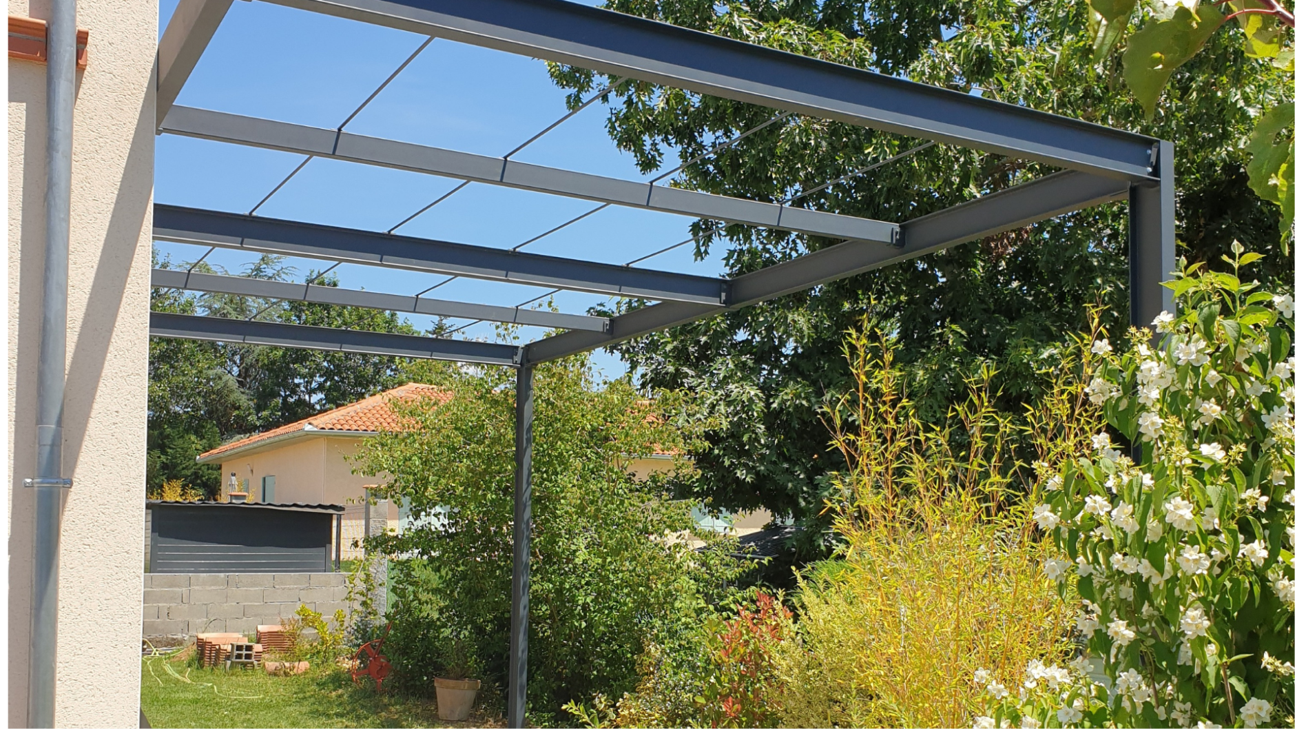 Pergola fer et tendance