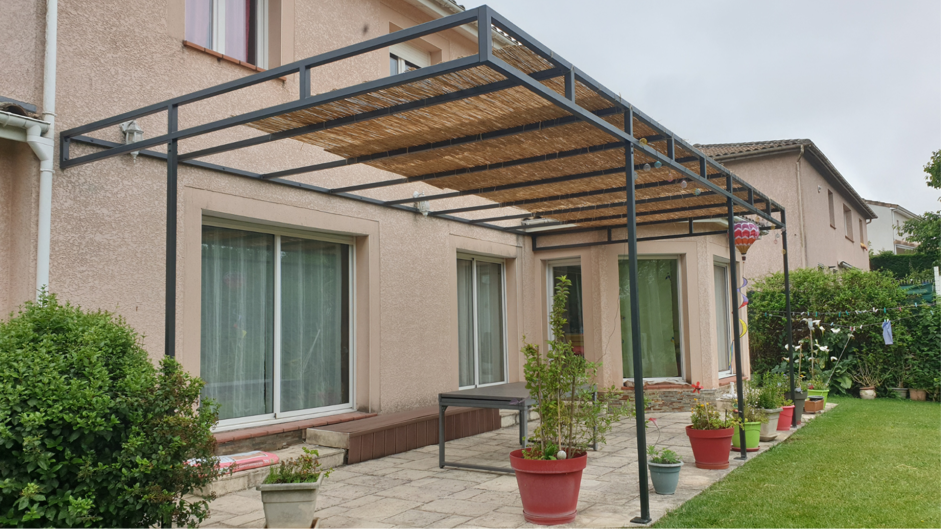 Pergola fer et tendance